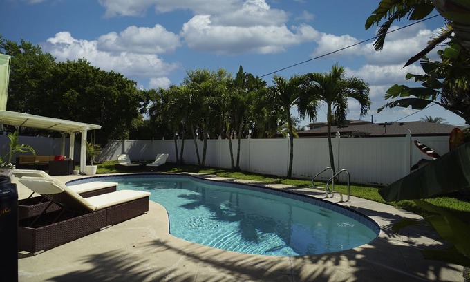 Vina Del Mar Island House | Paradise house at Vina del Mar/Pass a grille Beach