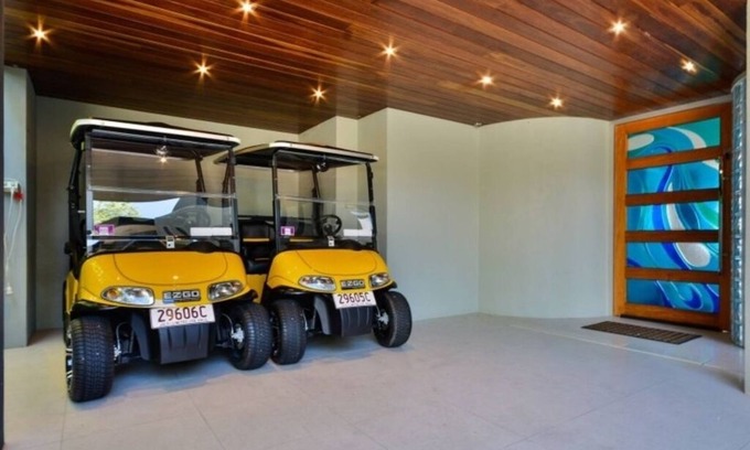 Airlie Beach House | Paradise on Hamilton