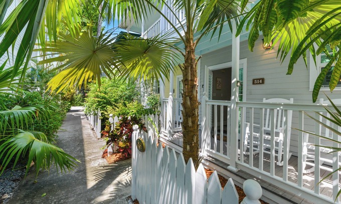 Bahama Village House | PARADISE ON PORTER in the Truman Annex