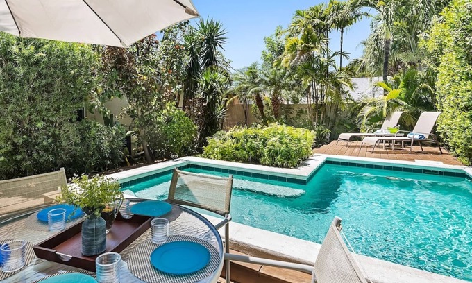 Midtown House | **PARADISE PERFECTED @ BEACHSIDE** Modern Home / Pool + LAST KEY SERVICES...