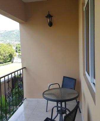 Portmore Apartment | Paradise villa