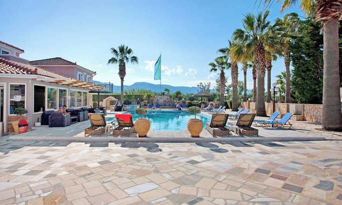Agrilia Apartment | Paradise Zante Superior Studio 4 with Shared Pool & Wi-Fi