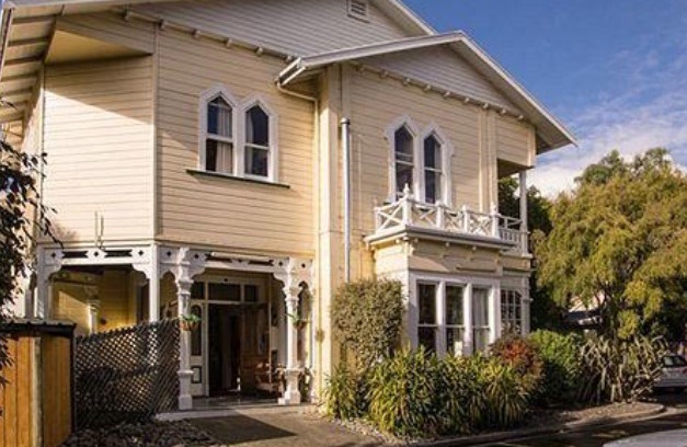 Nelson Hotel | Paradiso Backpackers
