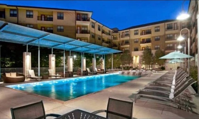 Addison Apartment | Paradize Haven Stays