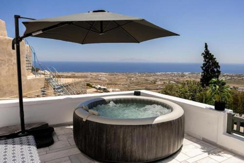 Exo Gonia Villa | Parastia Luxury Villa Santorini - Private Jacuzzi