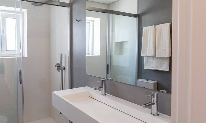 Ericeira Apartment | Parati Sea View I 1 Room 1Bathr 4p