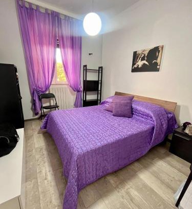 Massa Marittima Apartment | Parcheggio privato - Moderno e luminoso APT per 6 nel cuore di Massa Marittima