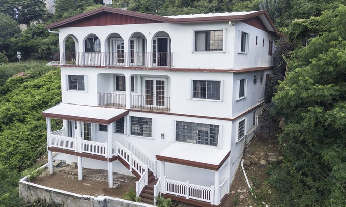 Estate Kings Quarter Apartment | Parham Villa Unit 4