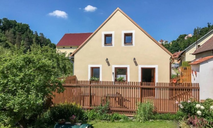 Bechyne House | Parkany 2 by Interhome