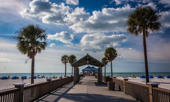 St. Pete Beach House | Parkside 15, 2 Bedrooms, Walk to Beach, Pool Access, Sleeps 6