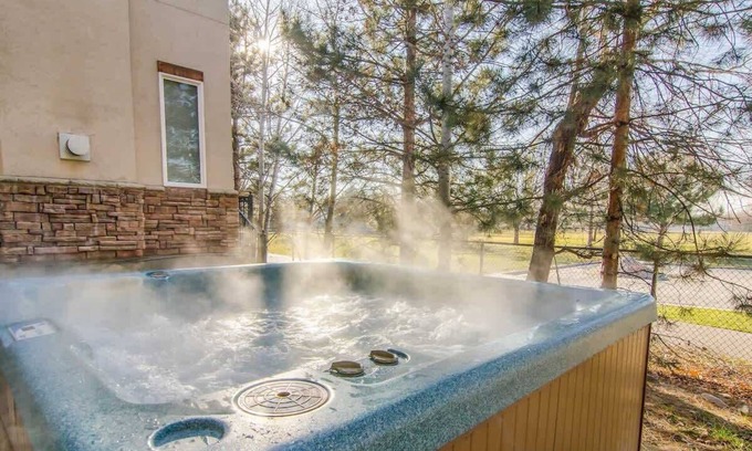 Midvale House | Parkside Home Near Ski Resorts * Hot Tub * Games *