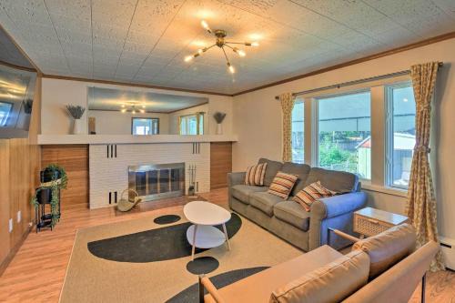 Downtown Anchorage House | Parkstrip Place, Pet Friendly Downtown Home