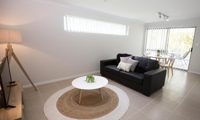 Rockingham Apartment | Parkview Suites Unit 23