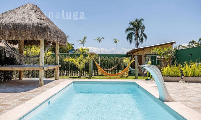Vargem Pequena Cabin | Parrot Cabin - Heated Pool & Gourmet Area