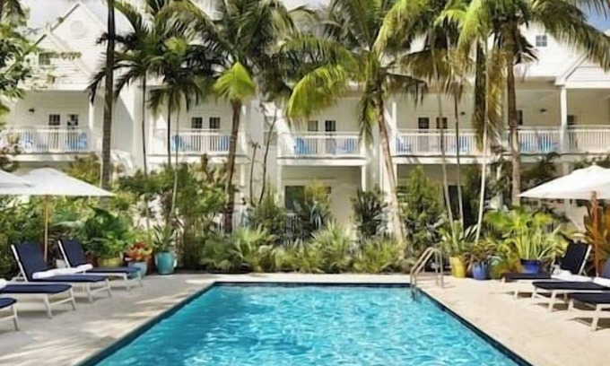 Key West Hotel | Parrot Key Hotel & Villas, Beachfront, Pool, Hot Tub