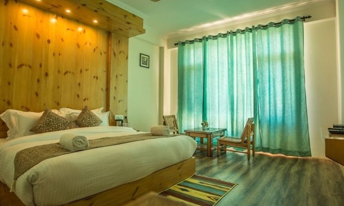 Simsa Village Hotel | Pashmina