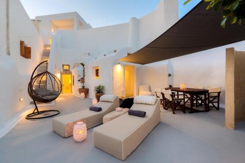 Megalochori Bed & Breakfast | Pasithea Suites