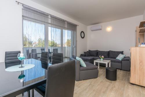 Zrce Apartment | Pasko 2 modern furnished ap for 7
