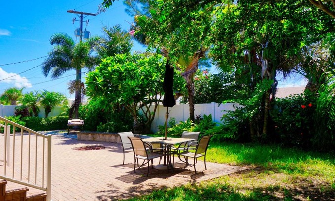 Vina Del Mar Island House | Pass-A-Grille Vina Del Mar 2173 by TechTravel