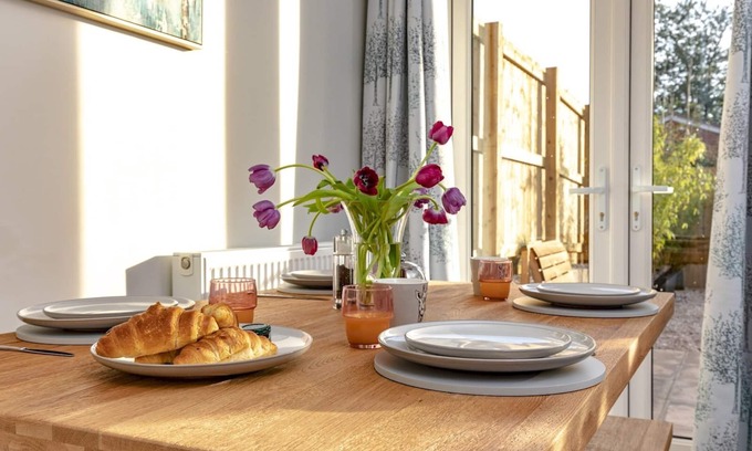 Ludwel House | Pass the Keys | 2 Bedroom Home Near the Heart of Ludlow