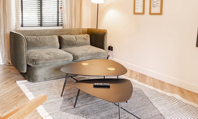 Hoole House | Pass the Keys | 74 Lightfoot Sleeps 2 Stylish & Modern home Hoole With parking