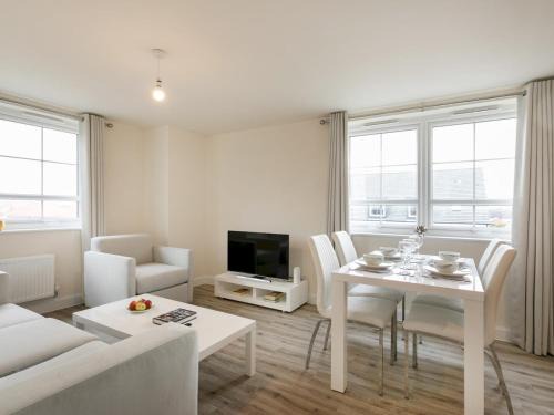 Bramcote Apartment | Pass the Keys Beeston Bliss Charming Apartment in Heart of the Town