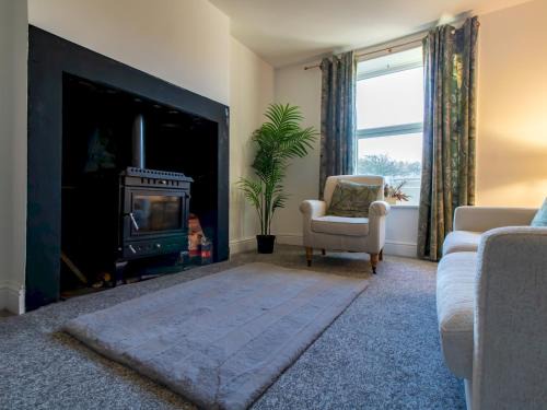 Eastgate Apartment | Pass the Keys Bright & Modern Flat 3Bd 3Bath Contractors!