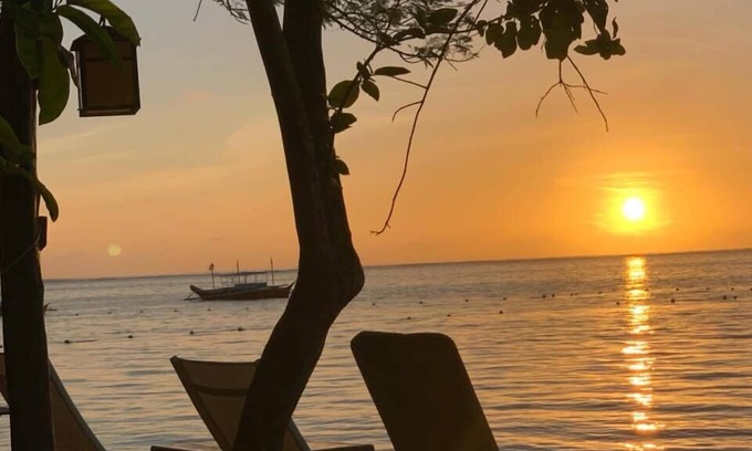 Catangnan Resort | Patrick's on the Beach