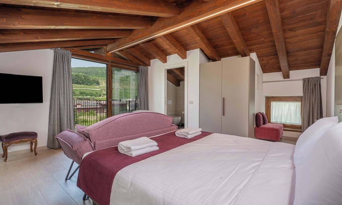 Valgatara House | Paverno Hospitality Suites - 04 Vigneto