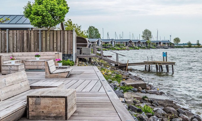 Bovenkarspel House | Pavilion 5 by Interhome