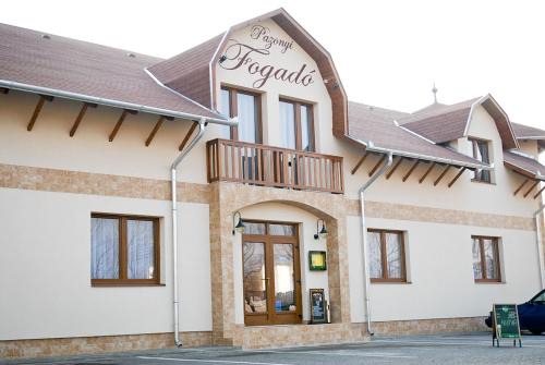 Nyirpazony Hotel | Pazonyi Fogadó és Étterem