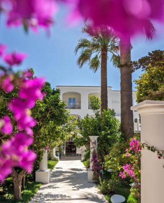 Capri Hotel | Pazziella Garden & Suites