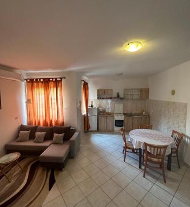 Trinajstici Apartment | Peace place 2/50m2