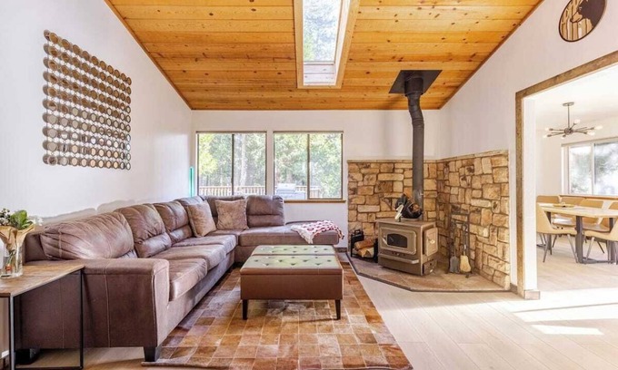 Glencoe House | Peaceful 3-bedroom house with AC in charming Arnold, CA