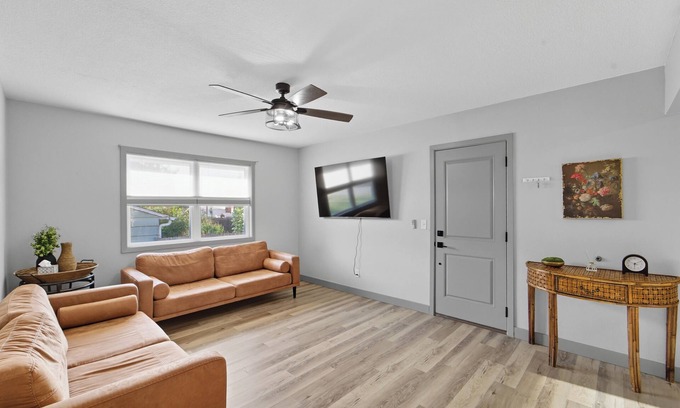 Altoona Apartment | Peaceful and Cozy - 2BR Apartment- Altoona