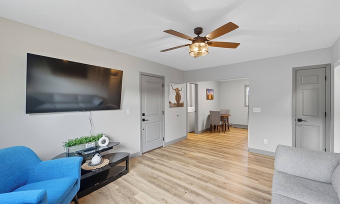 Altoona Apartment | Peaceful and Cozy - 2BR Apartment - Altoona
