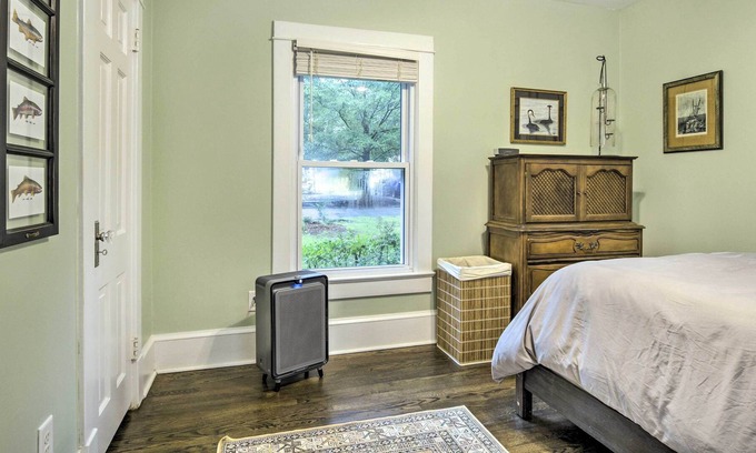 Southeast Raleigh House | Peaceful Garner Home ~ 6 Mi to Dtwn Raleigh!