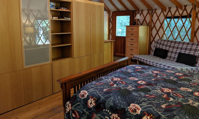 McNab/Braeside Cottage | Peaceful Luxury Yurt on the river.