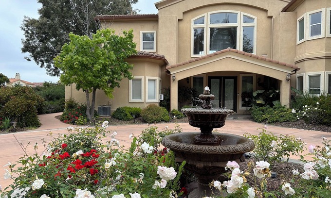 Camarillo House | Peaceful Oasis Retreat in the heart of Ventura County