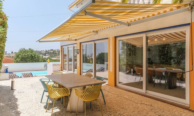 Praia da Luz Villa | Peaceful ocean view villa in Praia da Luz
