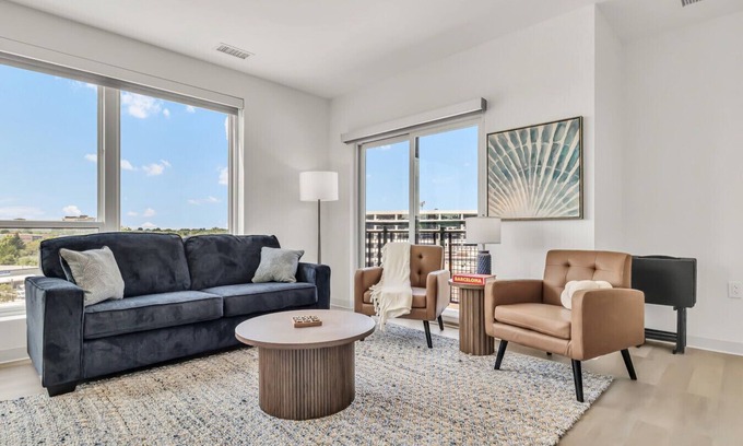 University Circle Apartment | Peaceful & Relaxing 2BR | Cleveland Clinic