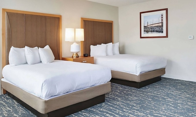 Berkeley Hotel | Peaceful Retreat in Berkeley Marina! 3 Posh Units, Near César Chávez Park!