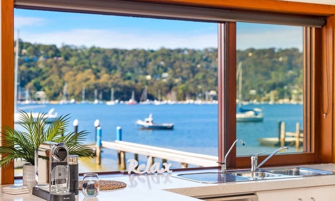 Scotland Island House | Peaceful Scotland Island Retreat|Waters Edge