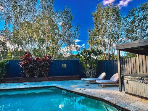 Mudgeeraba House | Peaceful tropical retreat with pool, mineral spa & Games room