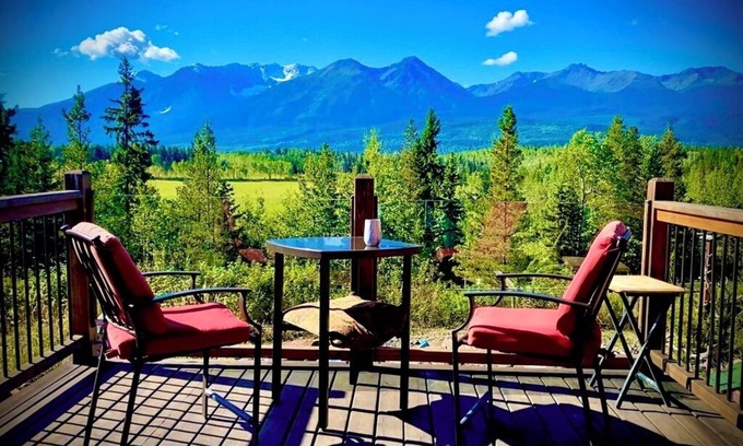 Moricetown House | Peaceful w/Mountain Views. Walking trail to River beach.Nature and hobby farm