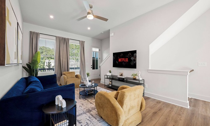 Chosewood Park House | Peachy Retreat on the Beltline near all ATL hotspots