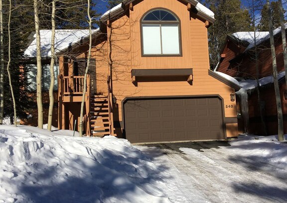 Park Forest Estates Villa | Peak 8 Park Forest Luxury Mountain Chalet - Very Close To Slopes! #344550001