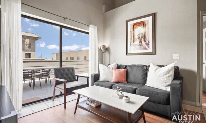 West Campus Apartment | Pearl #602 xxxxxxxxx