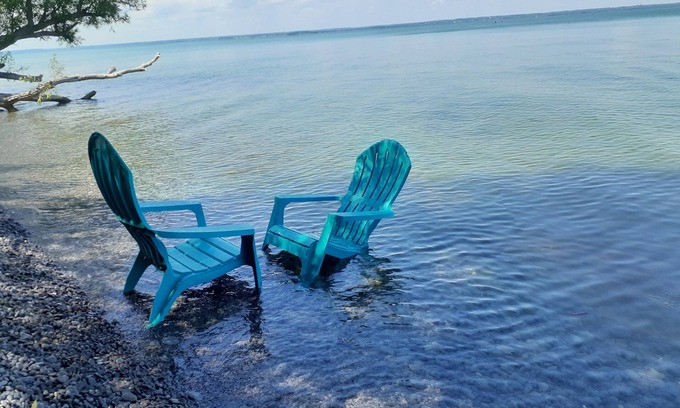 Milford Cottage | Pebbles Beach Resort- Heron - 12 Guest Package - 3 cottages