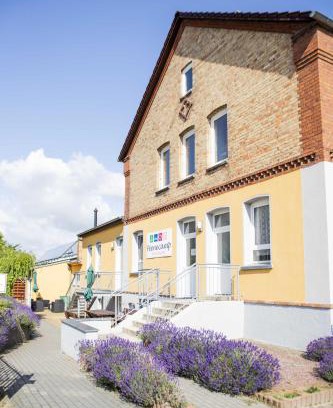 Neukalen Apartment | Peenecamp Neukalen, Campingplatz